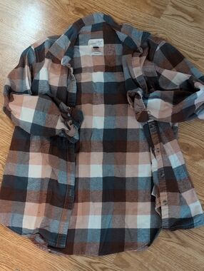 EUC Threshold Brown, Cream & Blue Plaid Button-Down Shirt - Small